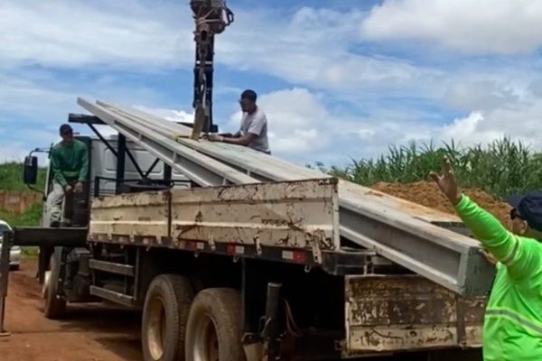 Vereador Gedeão Negreiros pede iluminação pública em LED no Bairro Porto Cristo Vereador Gedeão Negreiros pede iluminação pública em LED no Bairro Porto Cristo