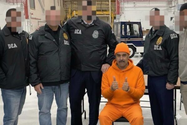 Do Palácio à cela, Maduro passa a primeira noite preso em Nova York após captura pelos EUA Do Palácio à cela, Maduro passa a primeira noite preso em Nova York após captura pelos EUA