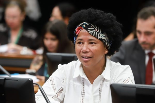 Projeto Casa da Comunidade inicia turma de manicure e pedicure em Ariquemes Projeto Casa da Comunidade inicia turma de manicure e pedicure em Ariquemes