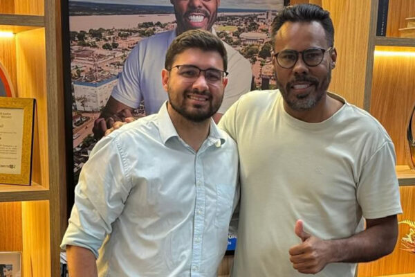 Vereador Dr. Santana recebe Secretário-Geral de Governo e cobra ações para a Educação em 2026 Vereador Dr. Santana recebe Secretário-Geral de Governo e cobra ações para a Educação em 2026