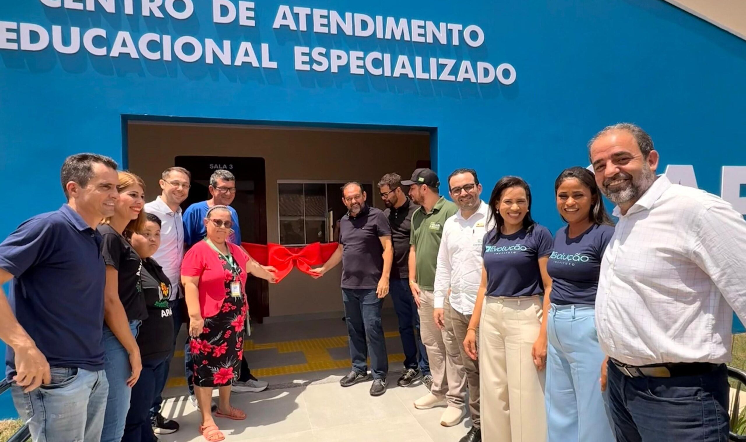 Laerte Gomes acompanha entrega das novas instalações da Apae de Ji-Paraná