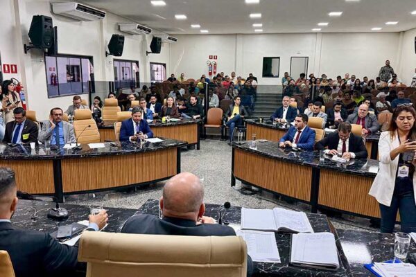 Câmara de Porto Velho adota corte de gastos após redução no repasse