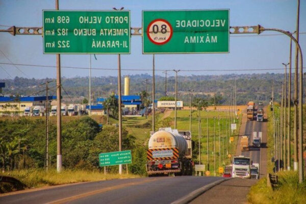 AGU aguarda dados da ANTT para decidir recurso contra suspensão de pedágio na BR-364 AGU aguarda dados da ANTT para decidir recurso contra suspensão de pedágio na BR-364
