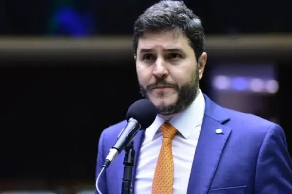 Deputado Maurício Carvalho publica nota de pesar pela morte de Juliana Santiago Deputado Maurício Carvalho publica nota de pesar pela morte de Juliana Santiago