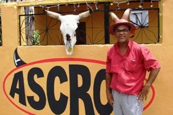 Última homenagem a Pedro da Ascron reúne amigos e admiradores na Câmara de Porto Velho Última homenagem a Pedro da Ascron reúne amigos e admiradores na Câmara de Porto Velho