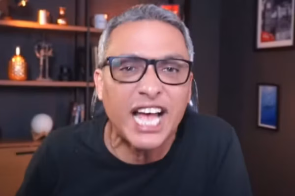 Deputado Gustavo Gayer reage a indiciamento da Polícia Federal e nega desvio de verbas