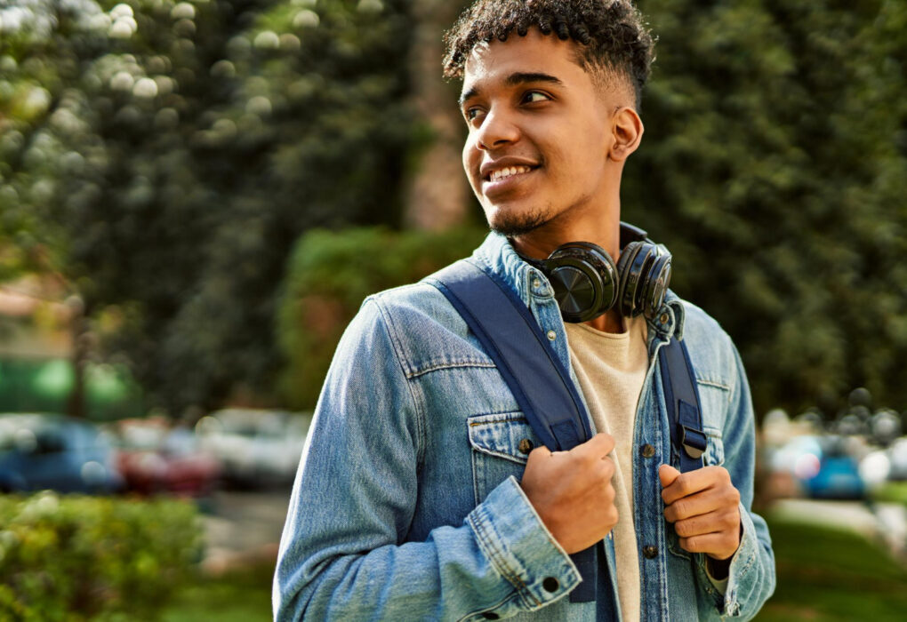 Lei 10.097/2000: Congresso discute mudanças que podem reduzir até 500 mil vagas de jovens aprendizes no país