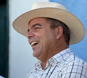 Rony Irmãozinho confirma permanência no Avante após regularizar dupla filiação