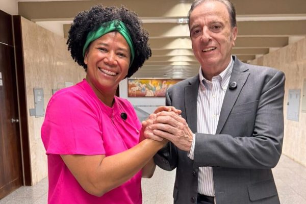 Deputada Sílvia Cristina já destinou mais de R$ 220 milhões para o combate ao câncer em Rondônia Deputada Sílvia Cristina já destinou mais de R$ 220 milhões para o combate ao câncer em Rondônia
