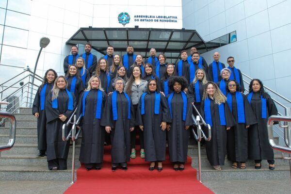 Membros do Coral da Assembleia passa a receber auxílio mensal de R$ 2 mil
