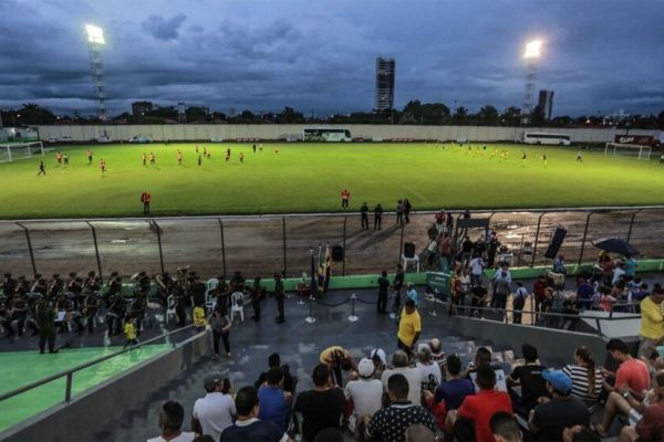Rondônia celebra colheita milionária no futebol e transforma a realidade dos clubes locais Rondônia celebra colheita milionária no futebol e transforma a realidade dos clubes locais