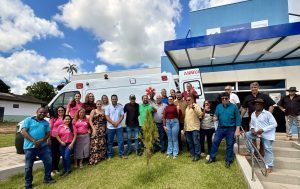 Deputado Laerte Gomes viabiliza entrega de ambulância para distrito de Estrela de Rondônia