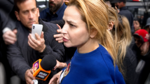 Deolane Bezerra é presa pela segunda vez em operação contra o PCC