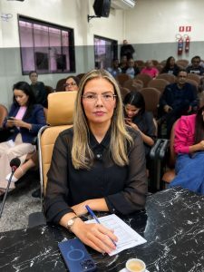 “Pais estão pagando para filhos não ficarem sem aula”, diz Sofia Andrade ao denunciar abandono de linhas rurais em Porto Velho