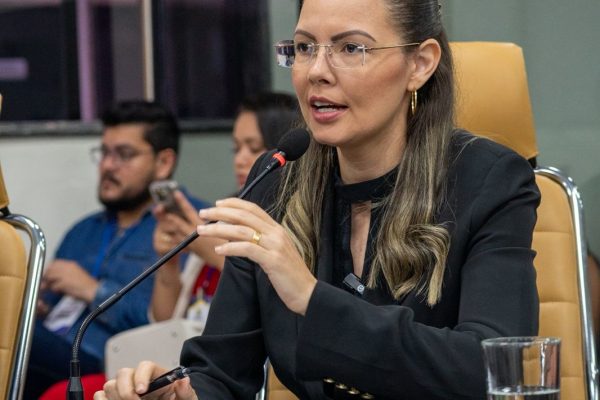 Projeto da vereadora Sofia Andrade que cria programa “De Volta à Minha Terra” se torna lei em Porto Velho