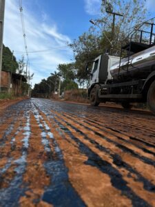www.deixaeutefalar.com.br Gedeão Negreiros destaca avanço nas obras e asfalto do Porto Cristo entra na reta final