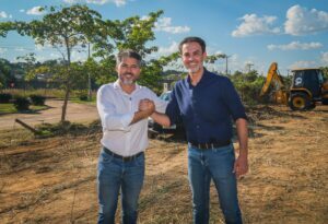 Ao lado de Léo Moraes, Marcos Rogério destaca educação como prioridade: “O povo merece investimentos que ajudem a construir um futuro melhor”