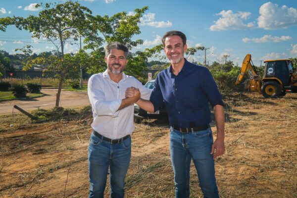 Ao lado de Léo Moraes, Marcos Rogério destaca educação como prioridade: “O povo merece investimentos que ajudem a construir um futuro melhor”