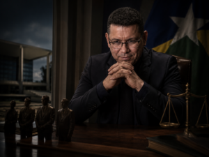 Governo de Rondônia enfraquece o próprio partido para blindar aliados na Assembleia