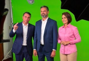 Michelle Bolsonaro reforça apoio a Bruno Bolsonaro Scheid e gesto amplia projeção política do candidato em Brasília