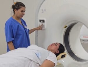 Hospital Regional de Guajará-Mirim realiza 69 mil exames em dez meses e amplia diagnóstico