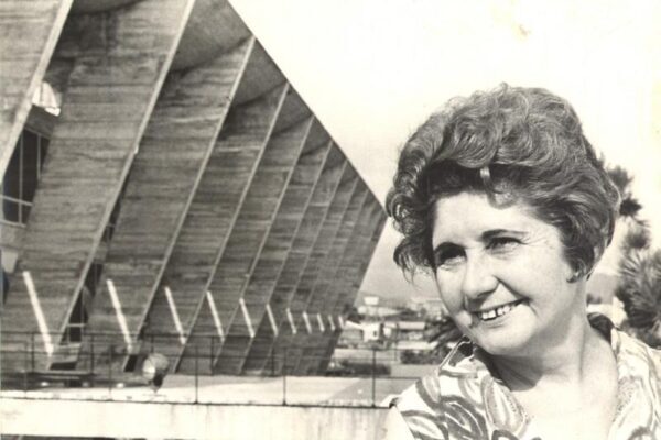 Carmen Portinho, pioneira do feminismo e do urbanismo no Brasil
