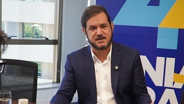 www.deixaeutefalar.com.br TRE-RJ aprova candidatura de Rueda por unanimidade