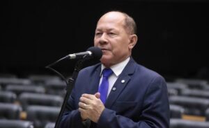 Denúncia contra Coronel Chrisóstomo vai completar dez meses no TCU
