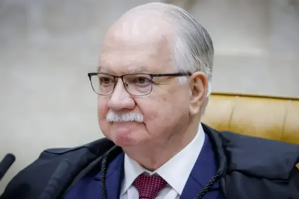 STF julga se apuração sobre Alexandre de Moraes pode avançar