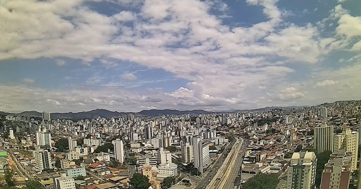 www.deixaeutefalar.com.br Belo Horizonte registra 34,2°C e pode chegar a 35°C no domingo