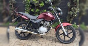 www.deixaeutefalar.com.br Motocicleta é furtada enquanto dono trabalhava em Apucarana