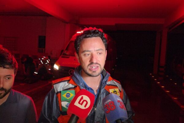 Prefeito de Apucarana aciona Defesa Civil após temporal no PR
