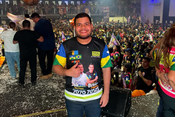 www.deixaeutefalar.com.br Lançamento da candidatura de deputado Federal de Jair Montes reúne mais de 6 mil pessoas em Porto Velho