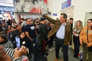 Haddad quer mudar currículo do Ensino Médio para indústria 4.0