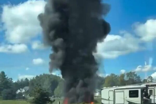 Caça F-16 da Guarda Nacional cai em Michigan; piloto sobrevive
