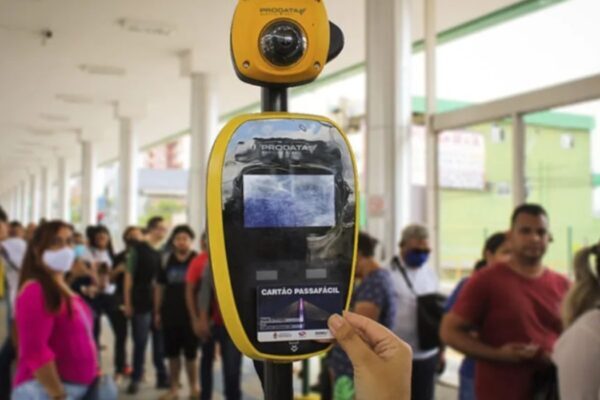 Manaus oferece segunda via do PassaFácil grátis por uma semana