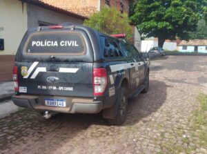 Dois adolescentes são apreendidos por ameaças a escola em Caxias