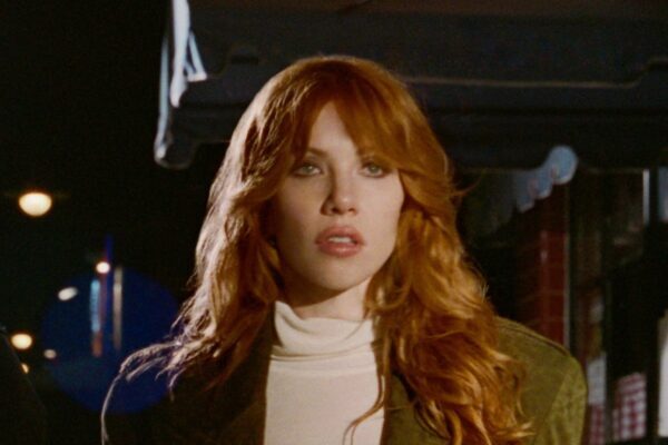 Carly Rae Jepsen lança álbum ‘Day and Night’ com 24 faixas