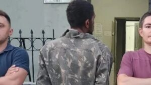 www.deixaeutefalar.com.br Dupla presa por estupro após invadir casa no Sudoeste do Piauí