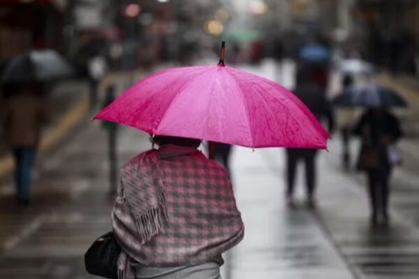 Frio avança no RS com mínimas de 2°C e chuva passageira Frio avança no RS com mínimas de 2°C e chuva passageira