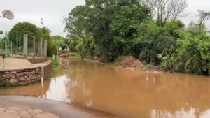 Defesa Civil alerta para risco de elevação do Guaíba até domingo