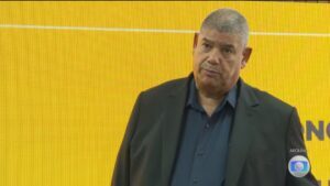 www.deixaeutefalar.com.br Polícia apreende R$ 280 mil e US$ 89 mil em imóvel ligado a Milton Leite