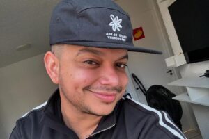Influenciador é sequestrado por grupo armado em Manaus e retorna ferido