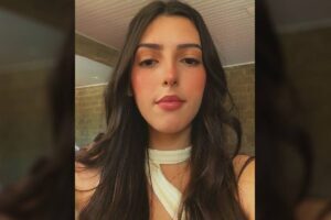 Jovem morta a facadas no Paraná havia enviado áudios a amigo relatando visitas…