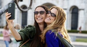 www.deixaeutefalar.com.br ‘Minha melhor amiga’ chega a 3 milhões de espectadores