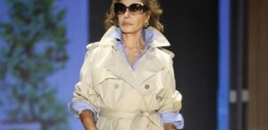 Naty Abascal, de 83 anos, desfila pela Gucci em Milão