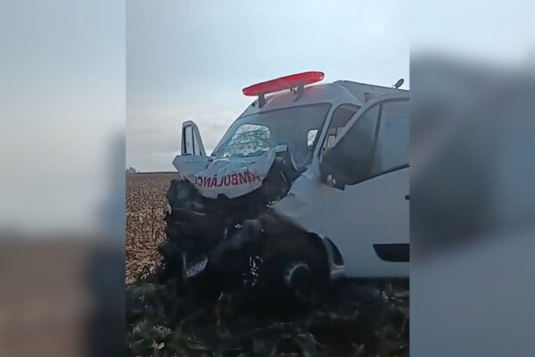 Paciente morre em acidente com ambulância na BR-060, em MS