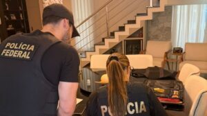 PF bloqueia R$ 17 mi em operação sobre crimes eleitorais no AM