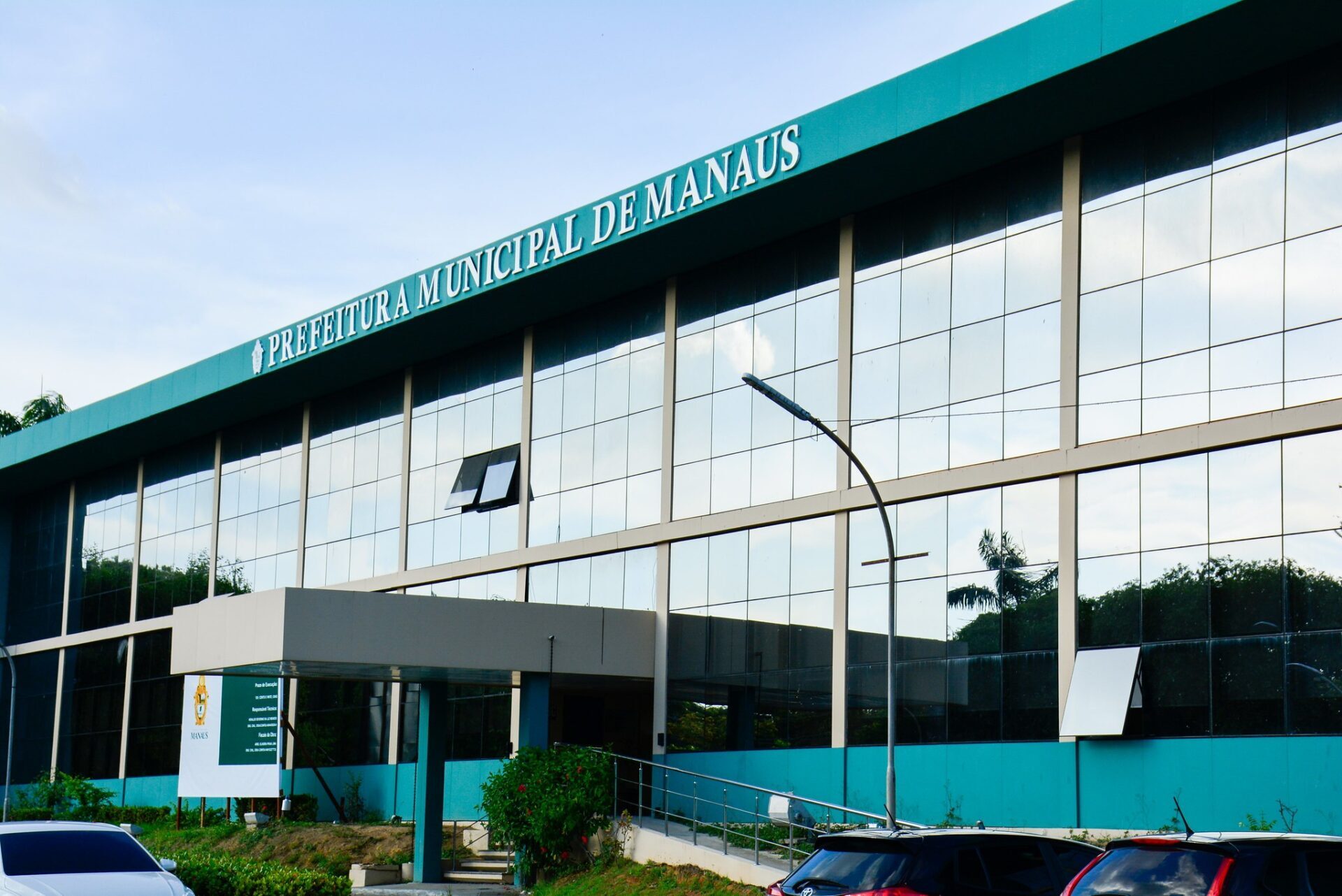 www.deixaeutefalar.com.br Manaus contrata empréstimo de R$ 620 mi com o Banco do Brasil