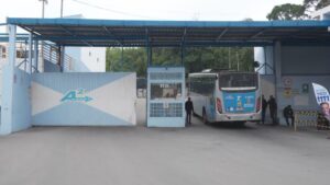 SP estuda intervenção em empresa de ônibus ligada ao PCC